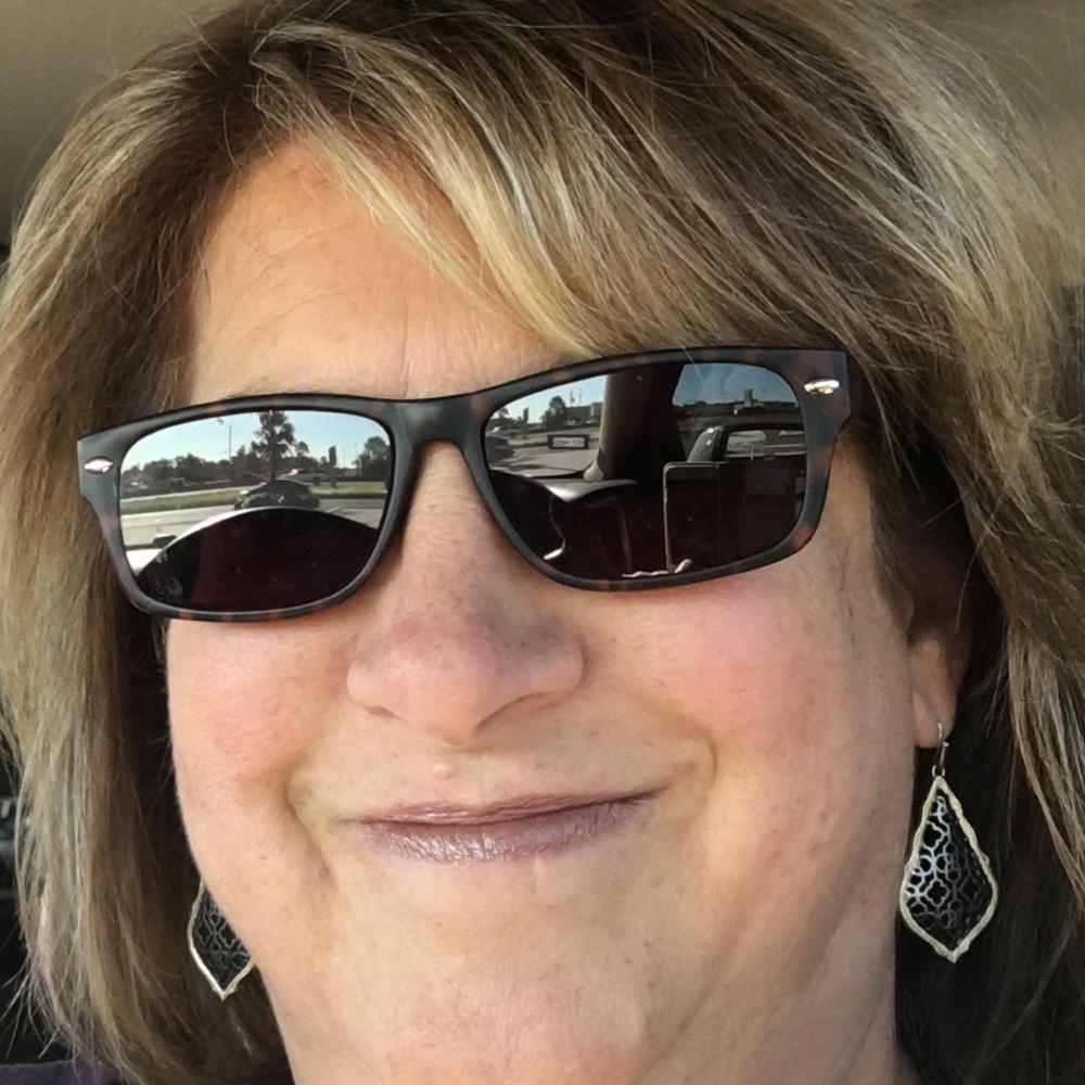 Meet your Posher, Sandra